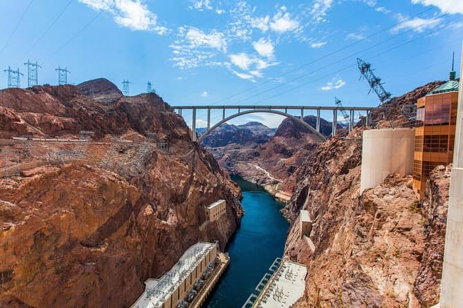 Hoover Dam VIP Inside Tour with WiFi