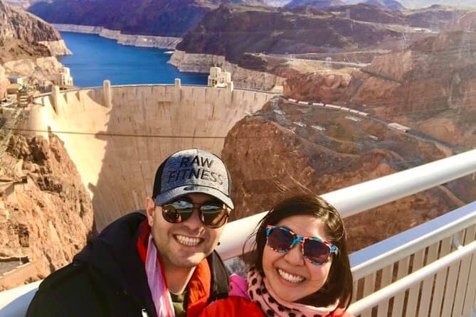 Ultimate VIP Hoover Dam Tour with Lunch and Comedy Club Ticket